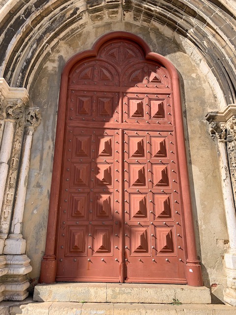 doors of lisbon
